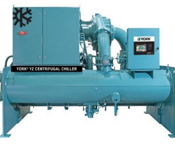 Foto van een York koelmachine (YZ centrifugal chiller).